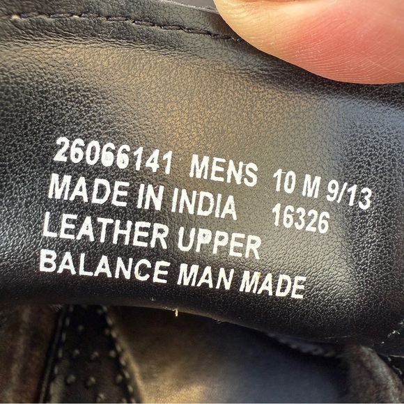 Clarks Denton Dane Dark Brown Leather Wingtip Oxfords Size 10M - Picture 8 of 15